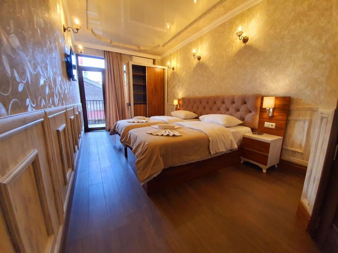 Melini Boutique Hotel Batoemi Buitenkant foto